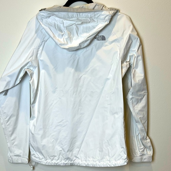 North Face windbreaker - Picture 2 of 4